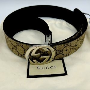 Gucci Reversible GG Supreme Belt